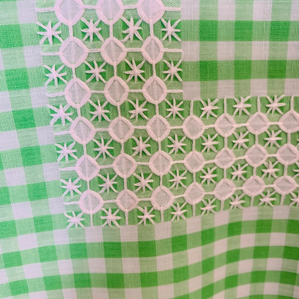 Vintage Embroidered Tablecloth Square 50' X 50